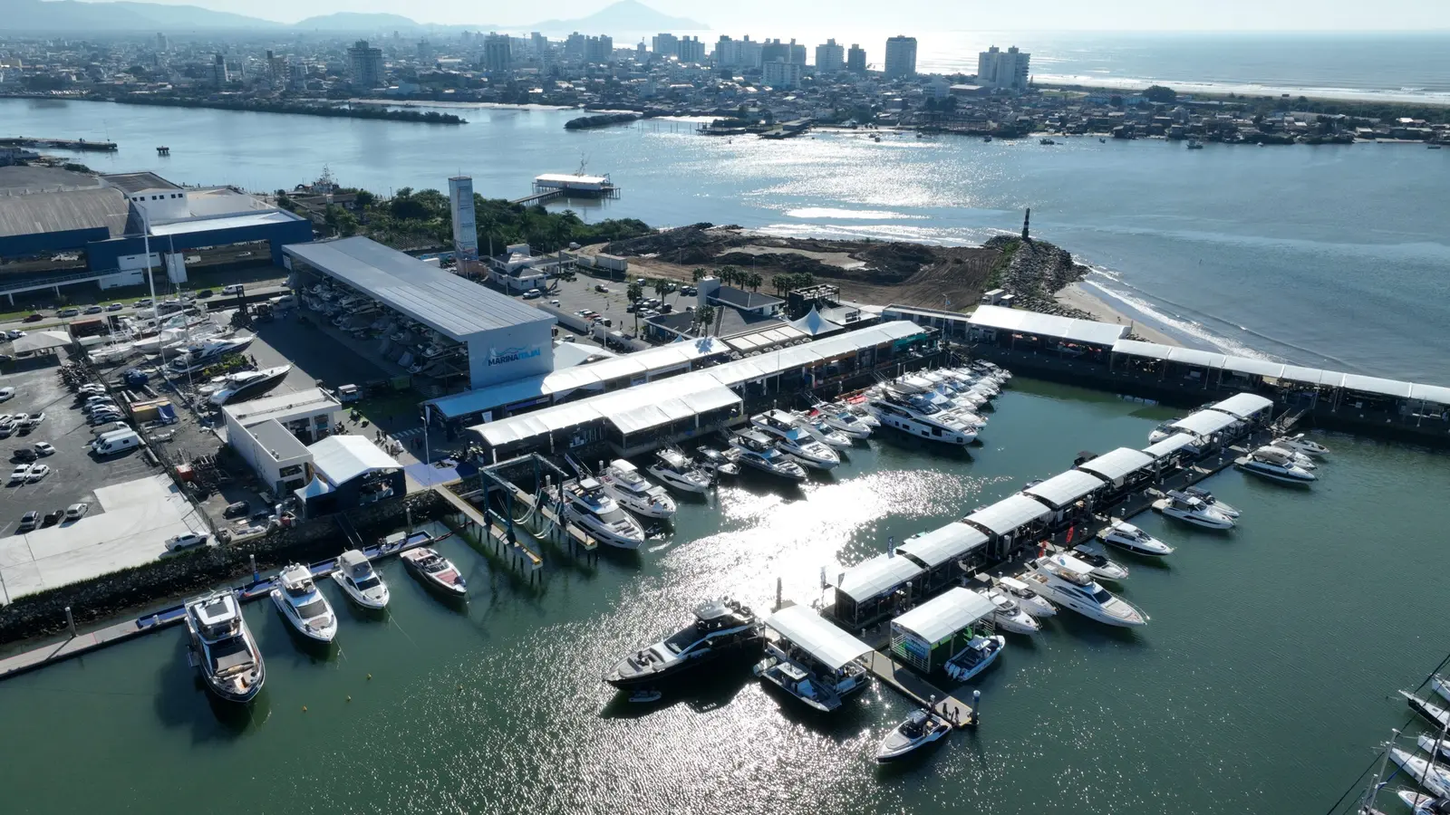 Boulevard Marina Itajaí: O Primeiro Shopping Náutico do Brasil está em SC